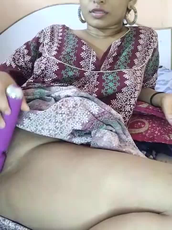 Beautifulsex4u - Stripchat webcam show • Tuesday, May 6, 2025 #Fingering #Mobile #Brunette